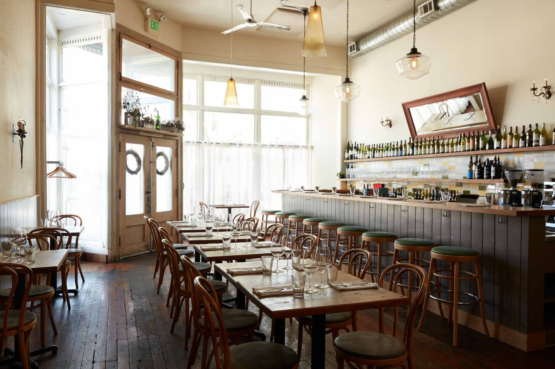 Heirloom Cafe dining room